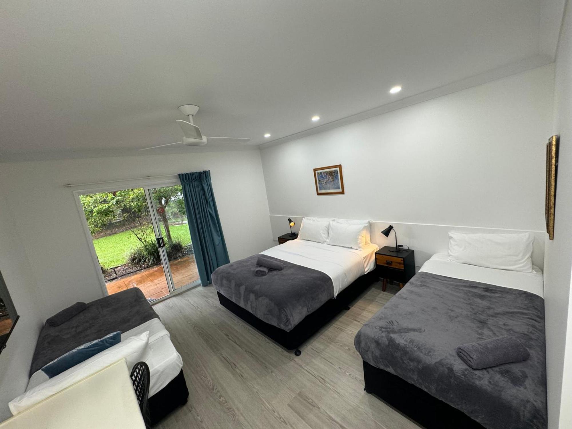 Mareeba Motor Inn Exterior photo