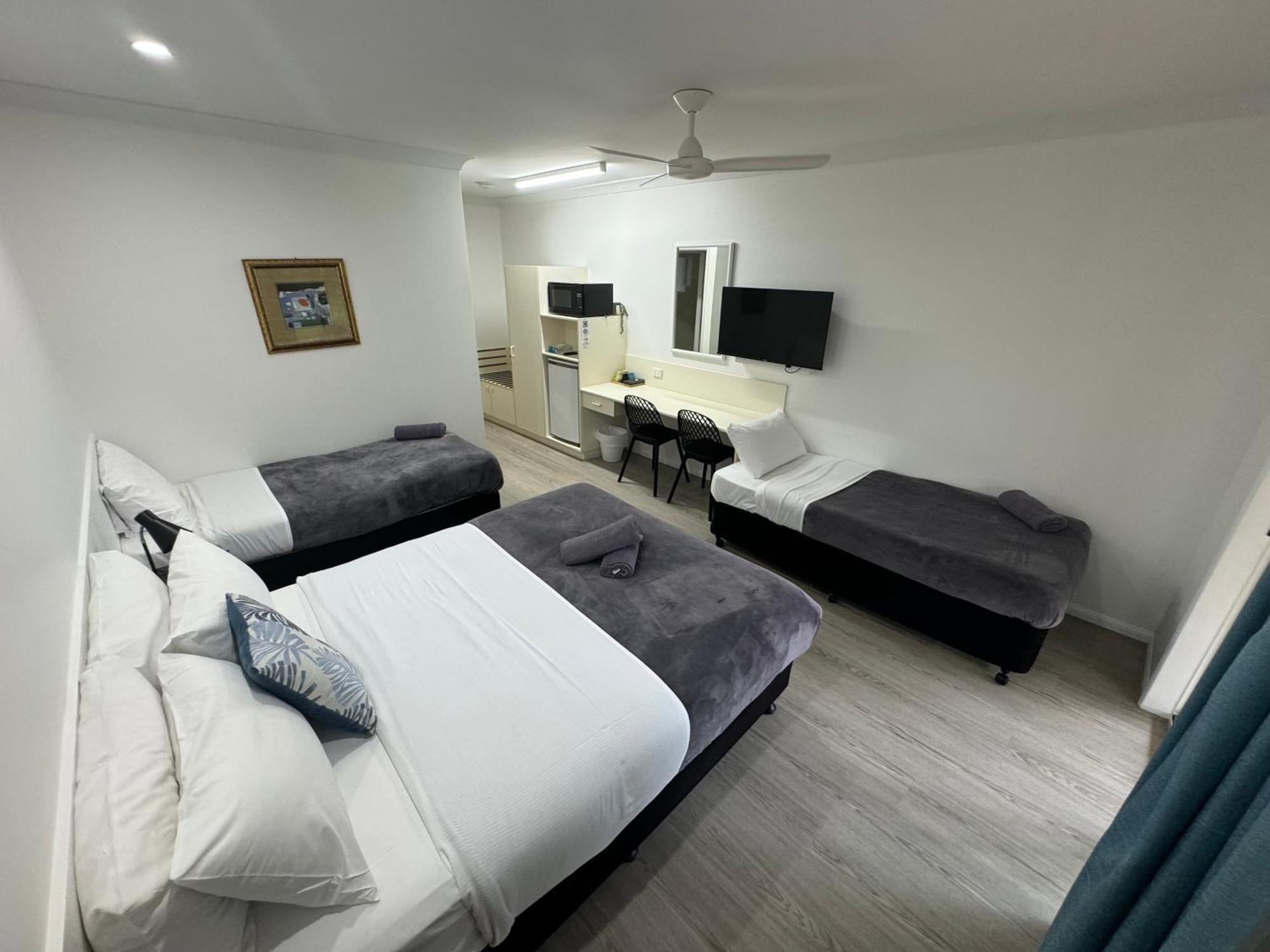 Mareeba Motor Inn Exterior photo