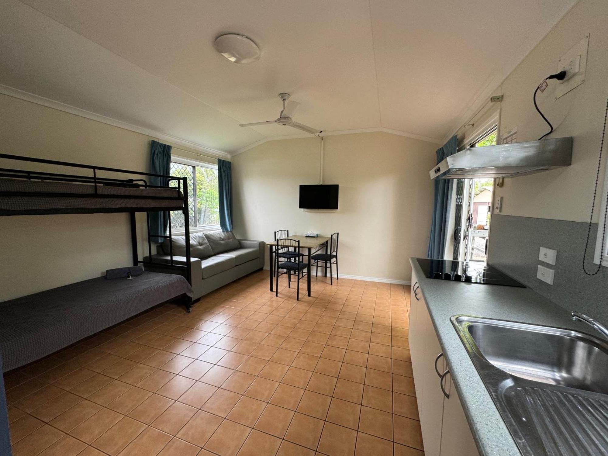 Mareeba Motor Inn Exterior photo