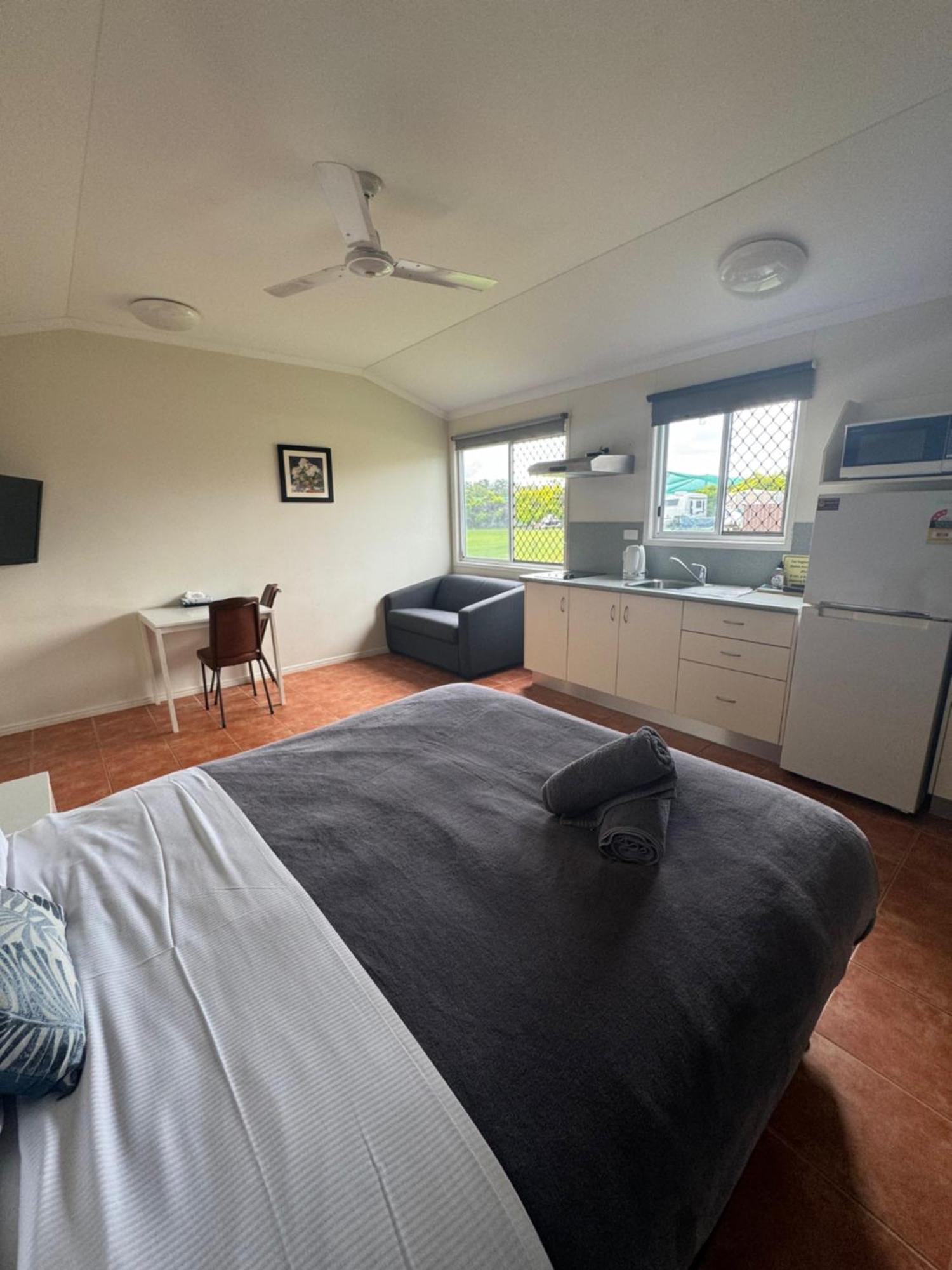 Mareeba Motor Inn Exterior photo