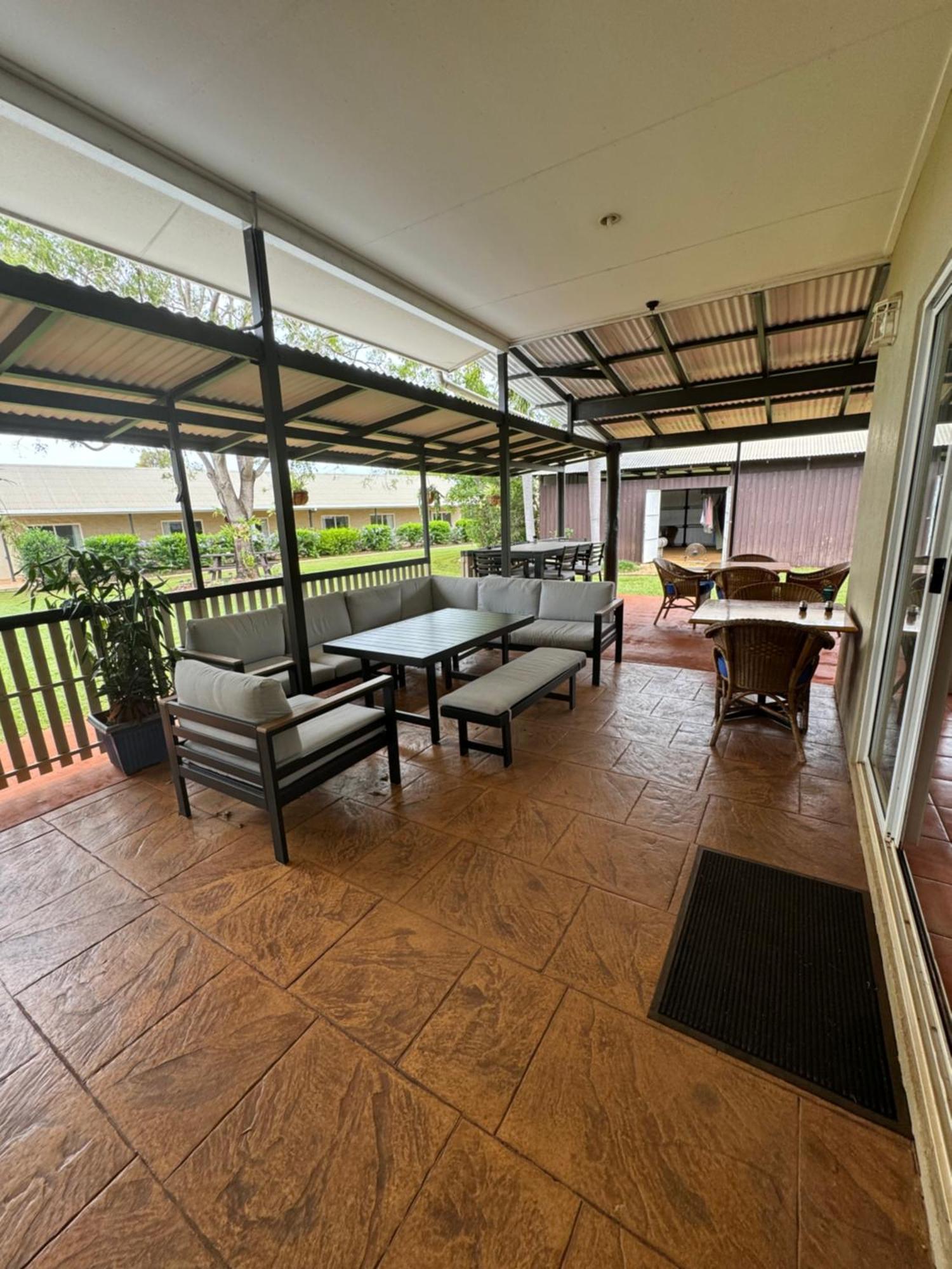 Mareeba Motor Inn Exterior photo